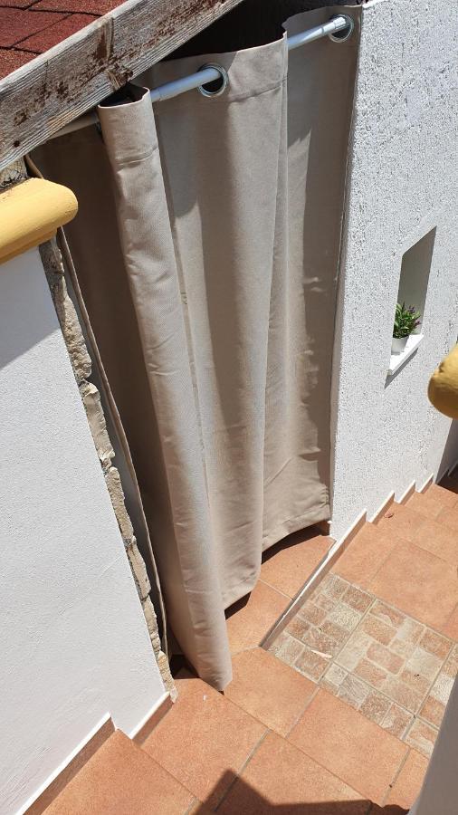 Casa Vacanze "Il Carrubo" 加利亚诺德尔卡波 外观 照片
