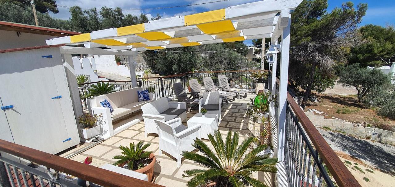 Casa Vacanze "Il Carrubo" 加利亚诺德尔卡波 外观 照片